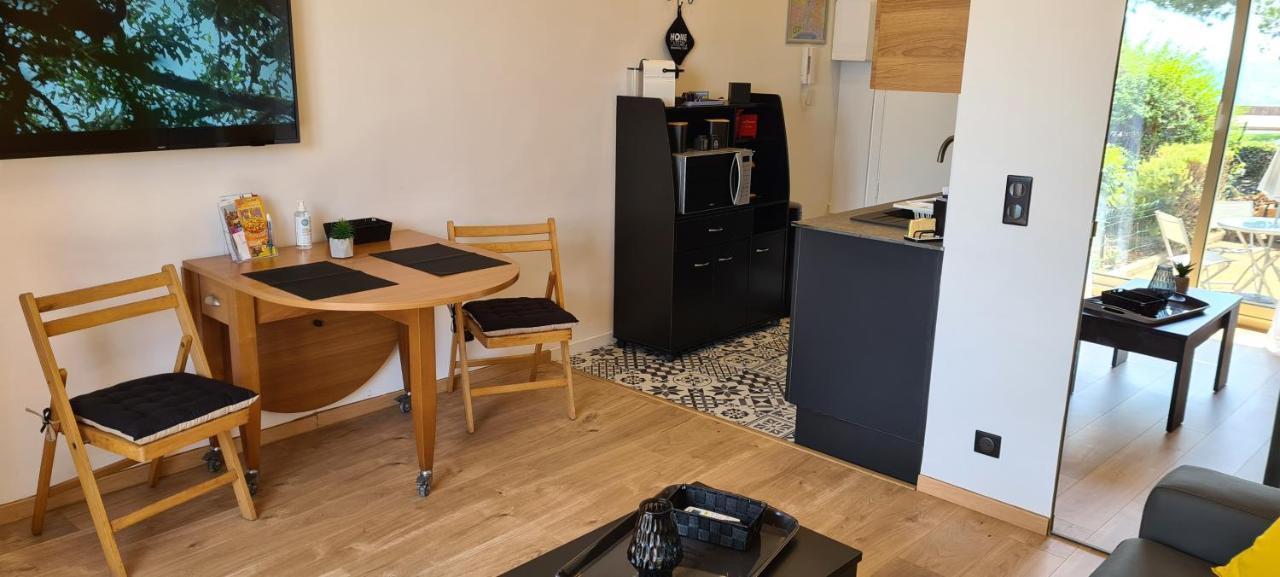 Studio De La Plage - Mer, Terrasse Et Garage Cagnes-sur-Mer Dış mekan fotoğraf
